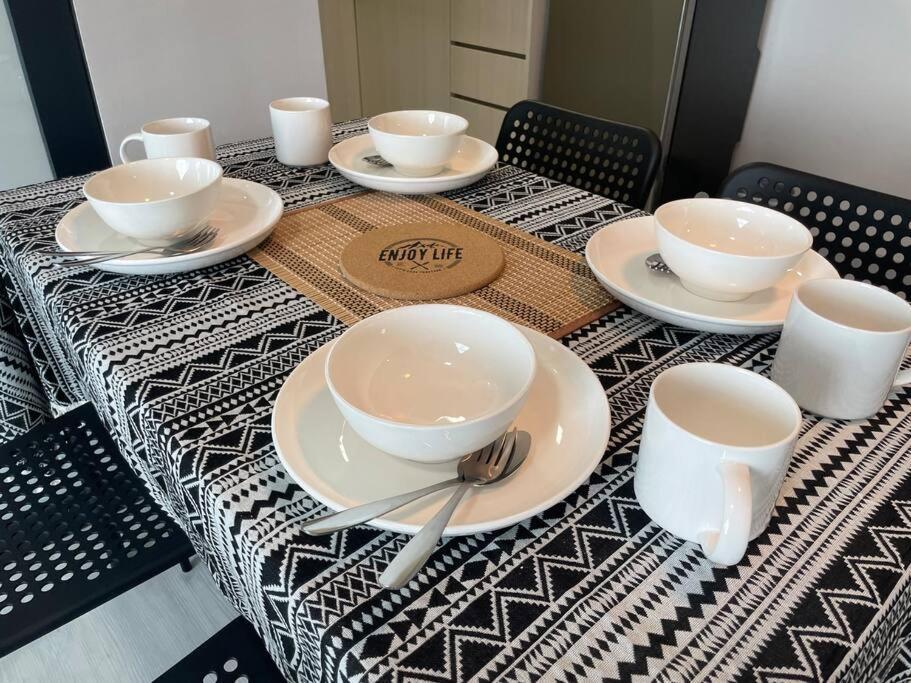 דירות קוטה קינבלו Jesselton Quay,2Br,4-5Pax,Mountain View מראה חיצוני תמונה