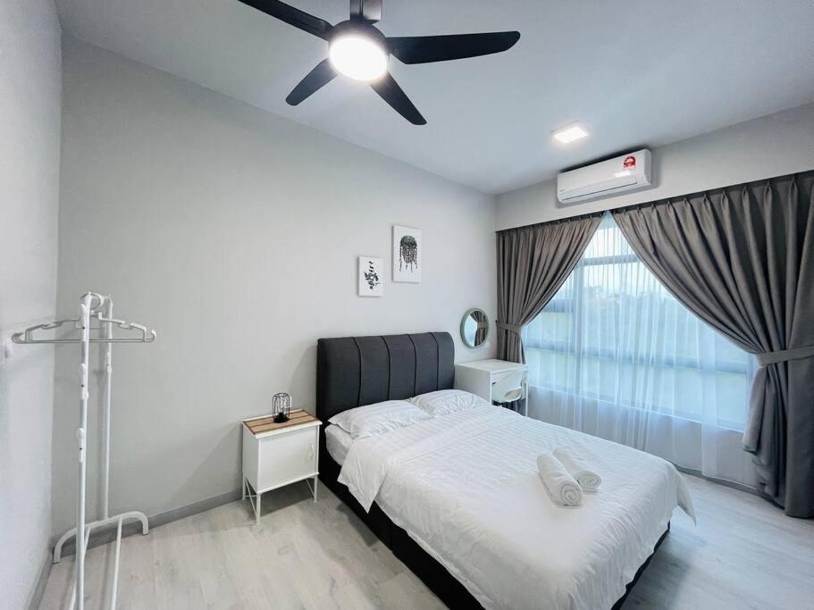 דירות קוטה קינבלו Jesselton Quay,2Br,4-5Pax,Mountain View מראה חיצוני תמונה